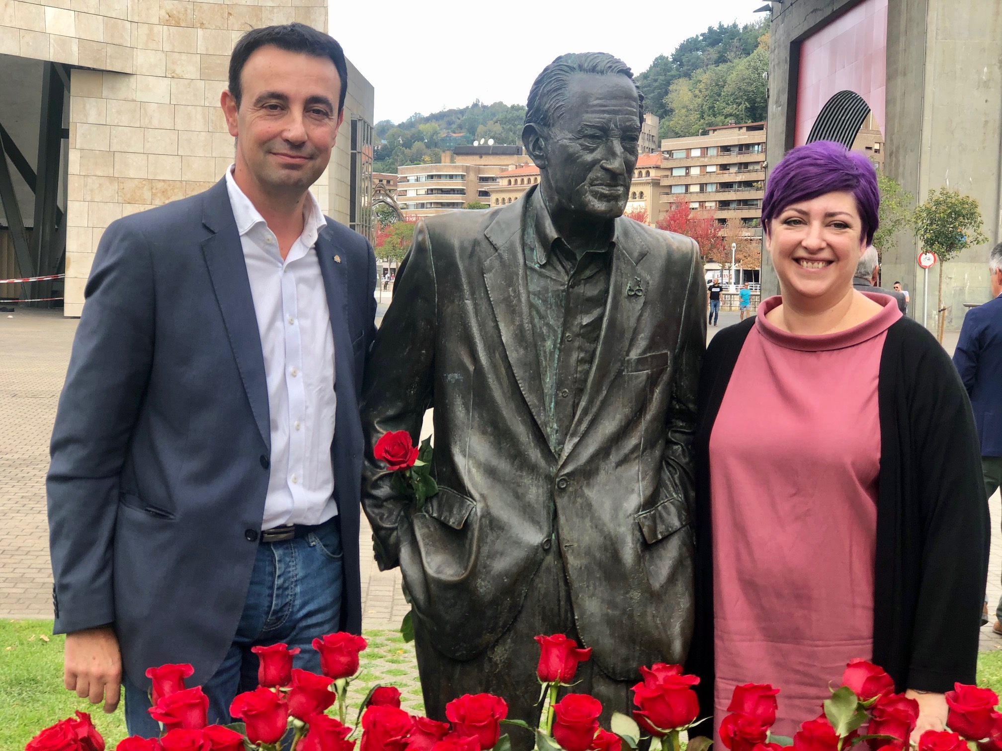 Mikel Torres, homenaje Puerta de los Honorables